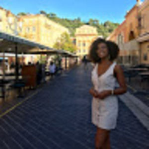 Meet your Posher, Haley